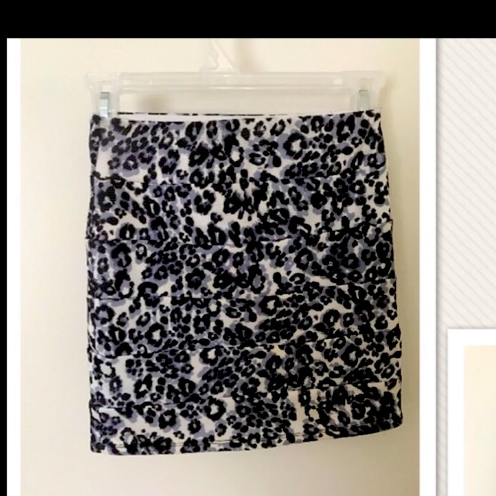 PRETTY GIRL’S SKIRT